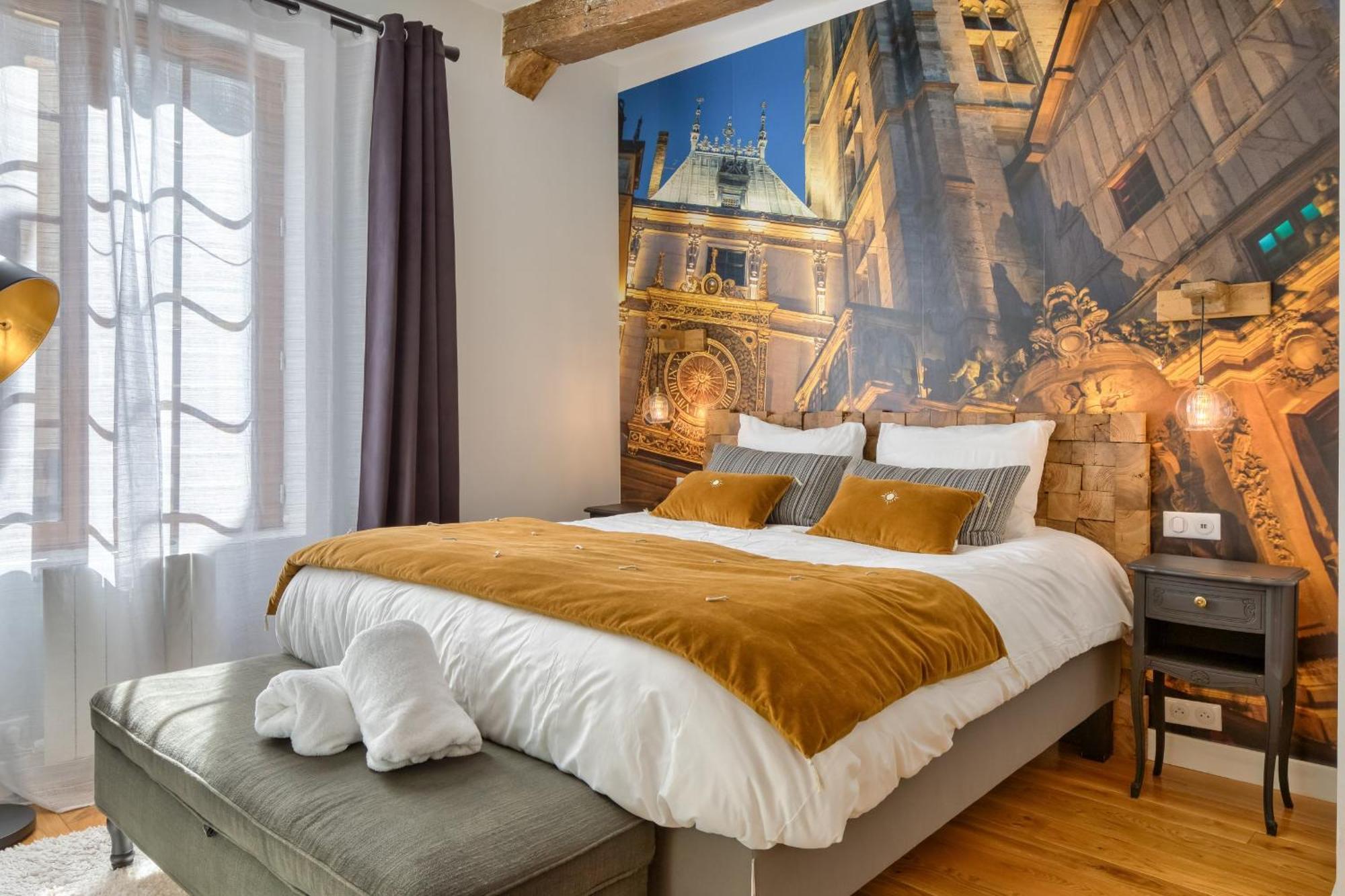 L'Escale Du Gros-Horloge Une Parenthese Prestigieuse Au Coeur De รูออง ภายนอก รูปภาพ